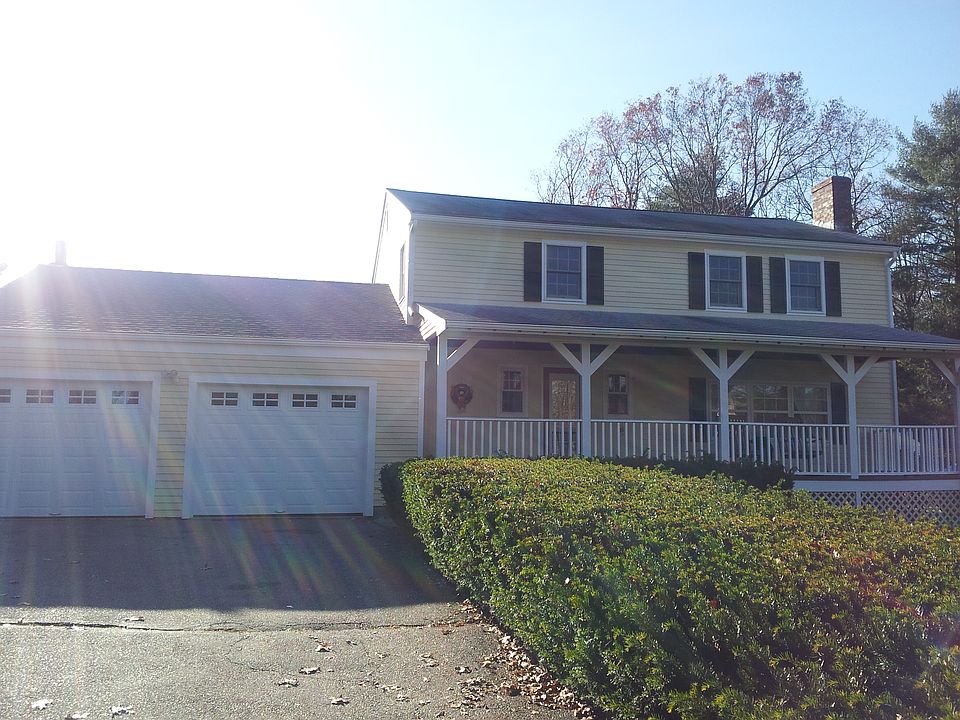 1st image of 35 Villa Dr