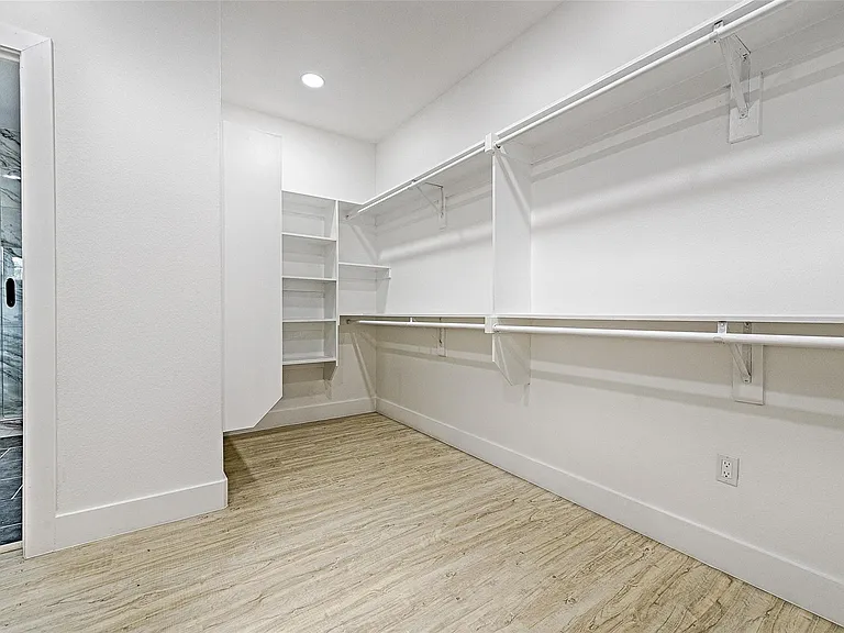 3319 Wake St — Photo 9