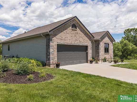 2nd image of 15376 Norwick Dr