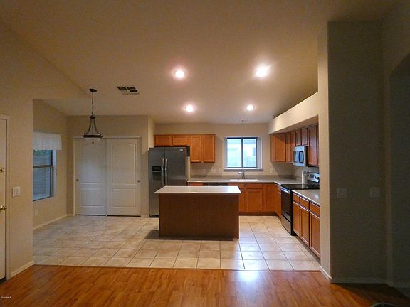 3rd image of 6355 W Taro Ln