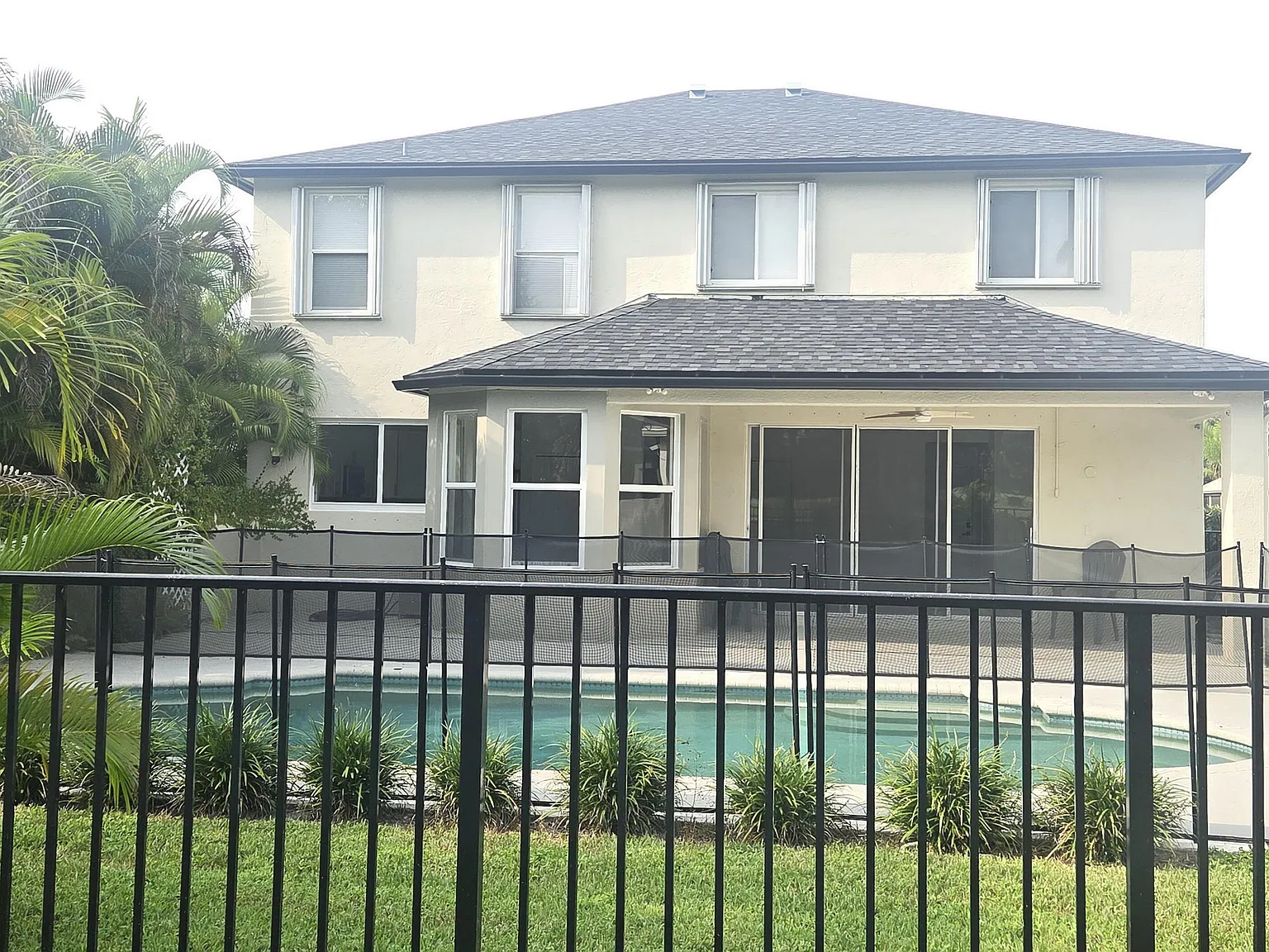 4 bed, 2.5 bath, 3247 sqft, $4,787 — Photo 2