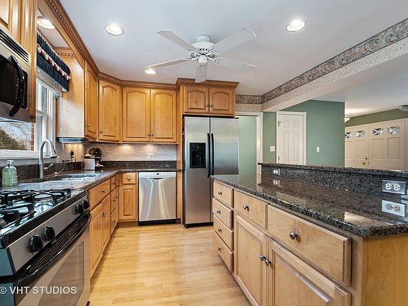 4th image of 6747 W Park Lane Dr