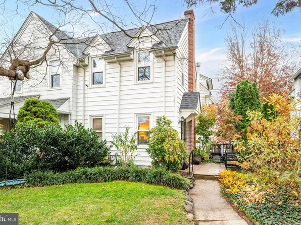 1460 Drayton Ln, Wynnewood, PA 19096