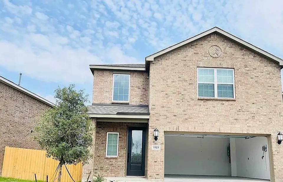 1323 Windermere Way