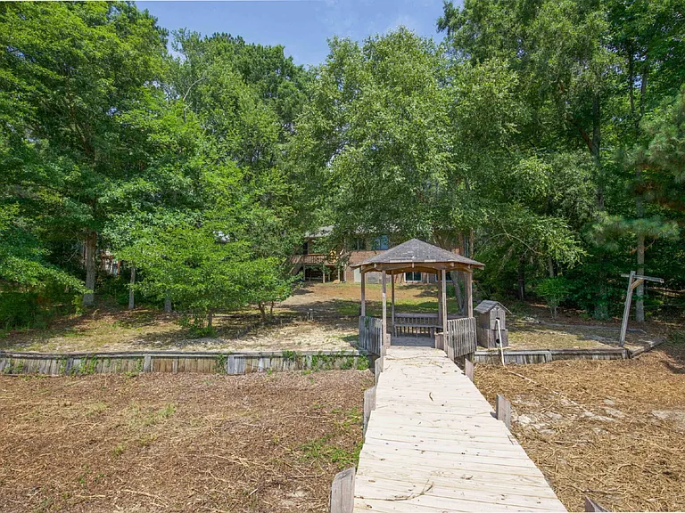 962 Water Oak Pl — Photo 65