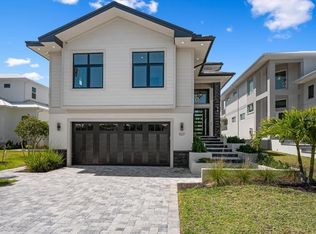 527 Venice Ln, Sarasota, FL 34242