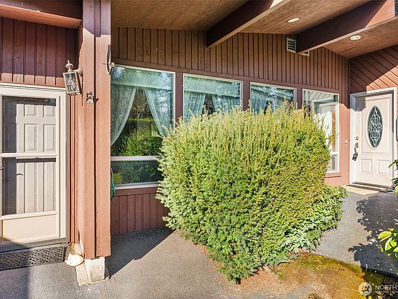 5th image of 1515 Seminary Hill