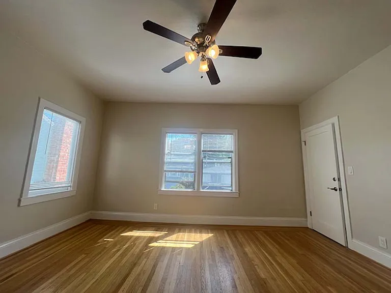 573 Wesley Ave #4 — Photo 13