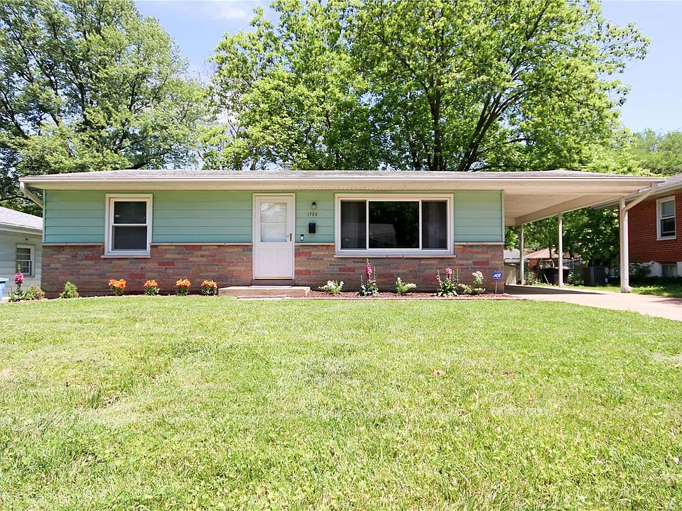 1st image of 1700 Clover Ln