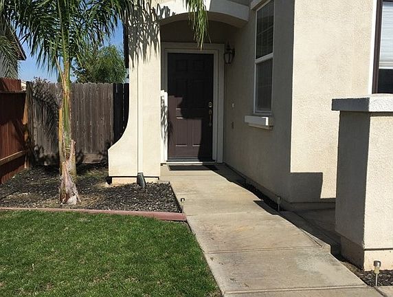 3rd image of 351 Mandarin Ct