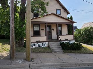 212 N 4th St APT A, Marquette, MI 49855