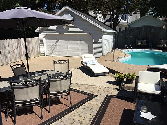 2nd image of 321 Beverly Dr