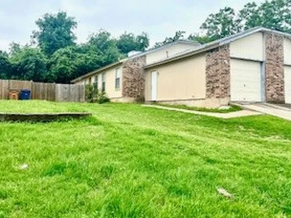 9613 Carson Creek Blvd #B, Del Valle, TX 78617