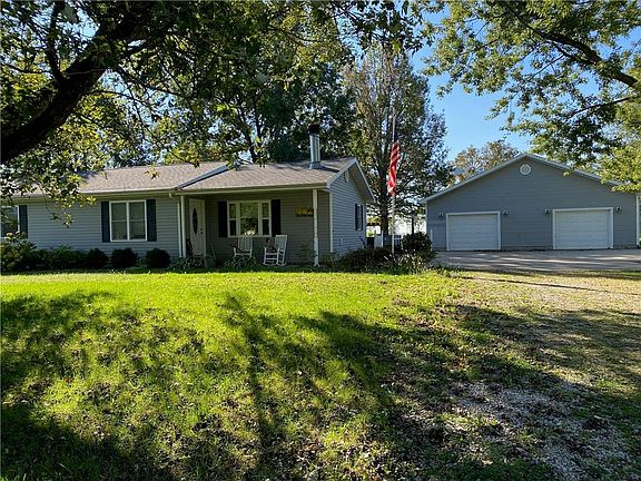 2nd image of 2090 E County Road 250n