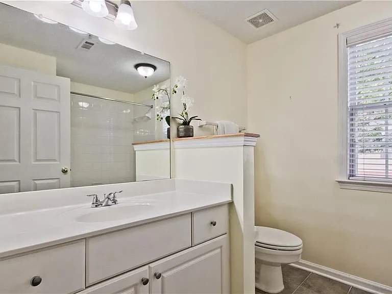 8102 Woodland Ln #8102 — Photo 32