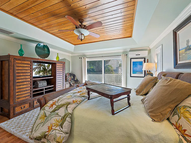 12140 SE Indian River Dr N — Photo 25
