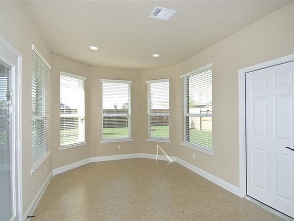5th image of 78 N Swanwick Pl