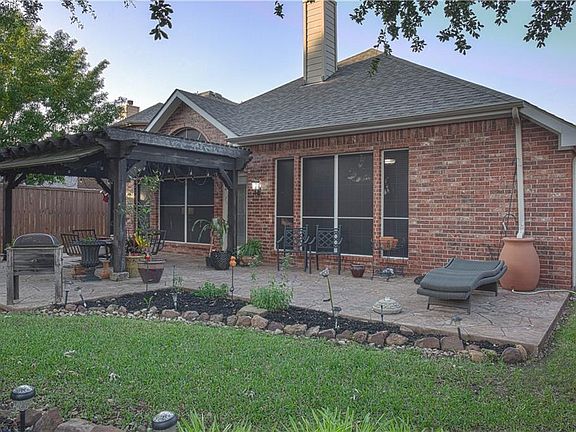 4th image of 4033 Sharondale Dr