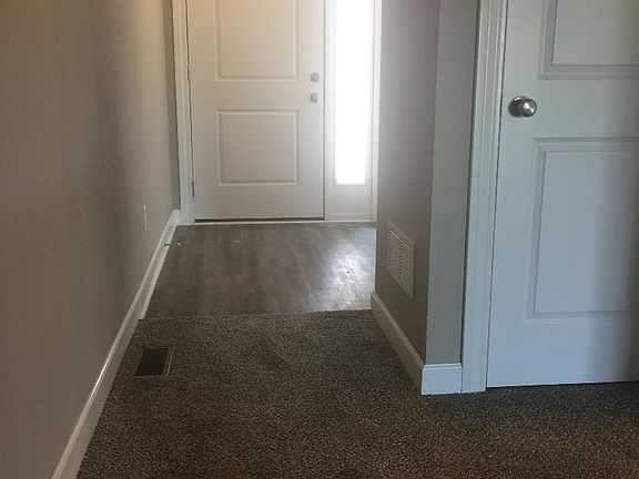 5th image of 10512 Kane Dr #3