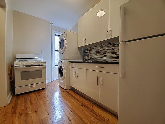 1st image of 2690 University Ave APT 5I
