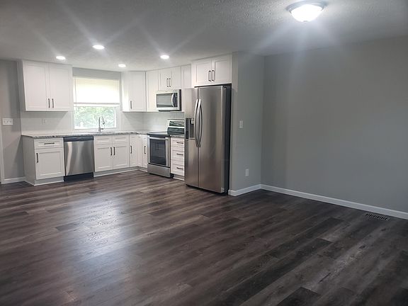 3rd image of 2256 Anndel Ct