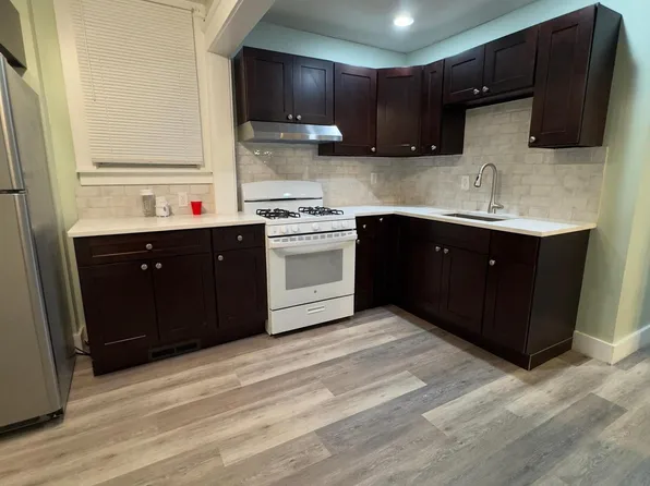 10-12 Bank St, Derby, CT 06418