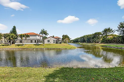 1856 Capeside Cir Photo 1