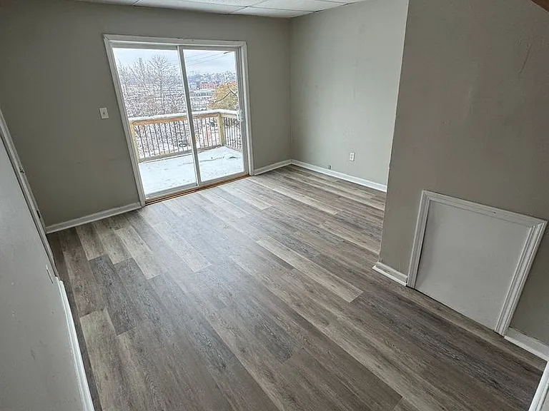 2840 Josephine St — Photo 2
