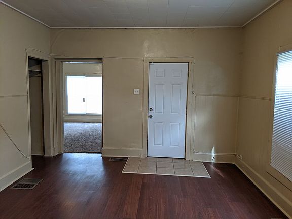 3rd image of 318 N Chester Ave