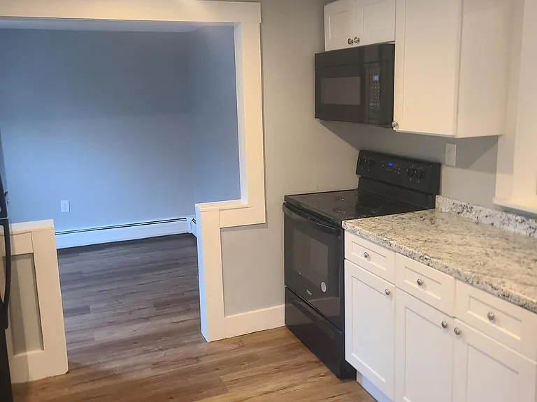 177 Main St #2 — Photo 2