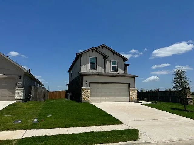 639 Papaya Dr — Photo 3