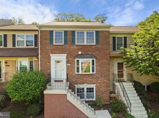 8607 Raglan Rd, Vienna, VA 22182