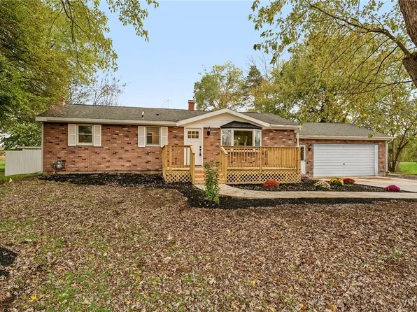 12308 Swift Mills Rd, Akron, NY 14001