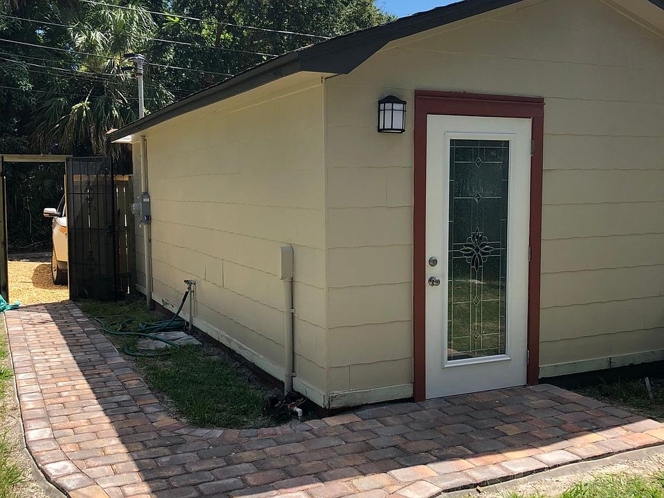 Separate Garage/Studio Apartment