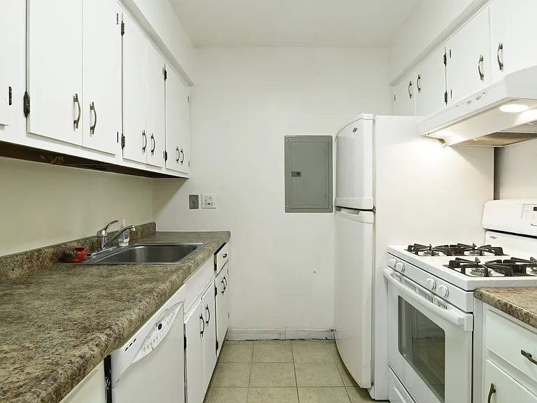 1436 Quaker Ln #162-A — Photo 5