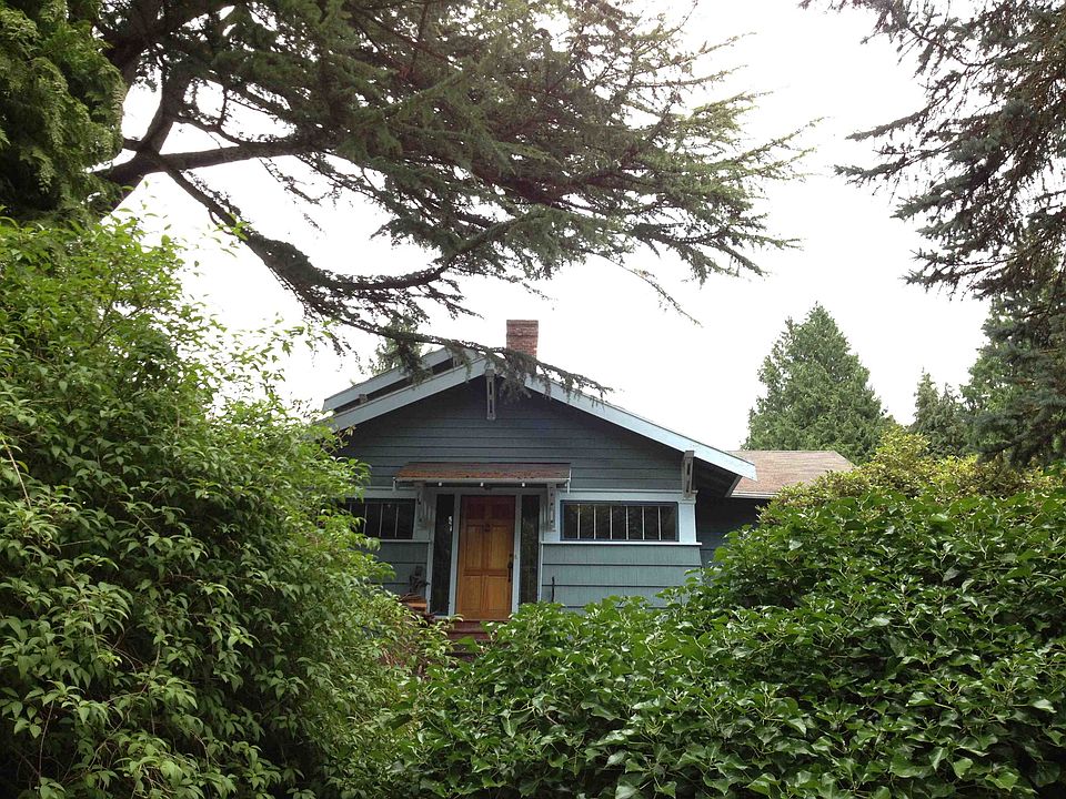 2nd image of 9428 25th Ave NE