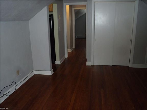 4th image of 9420 Peachtree St #B