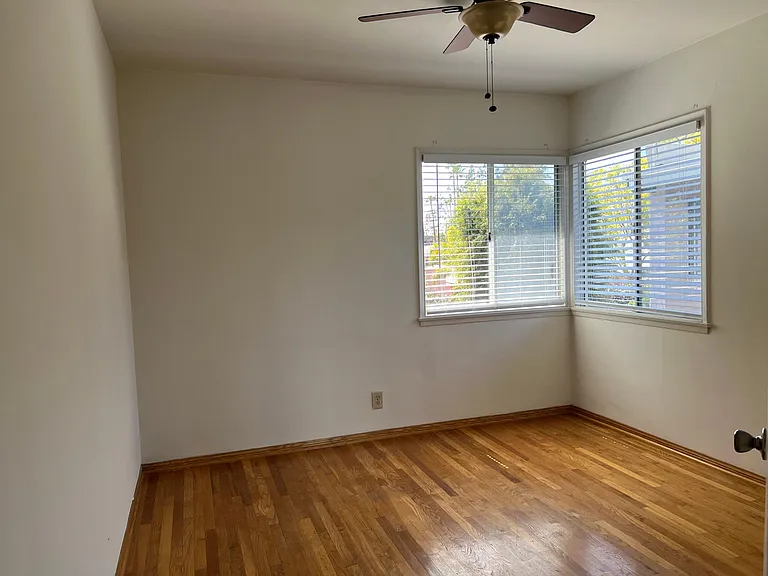 6211 Afton Pl #5 — Photo 10