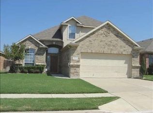 9201 Vineyard Ln, Fort Worth, TX 76123