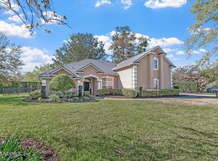 1734 Fiddlers Ridge Dr, Fleming Island, FL 32003