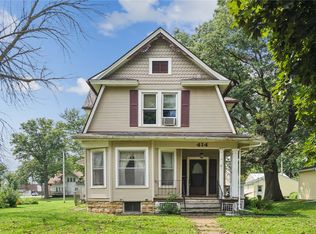 414 6th Ave, Clarence, IA 52216