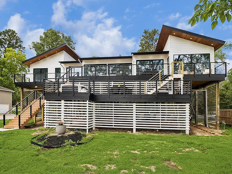 407 Brook Hollow Dr — Photo 44