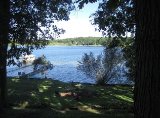 1269 Maxfield Rd, Hartland, MI 48353