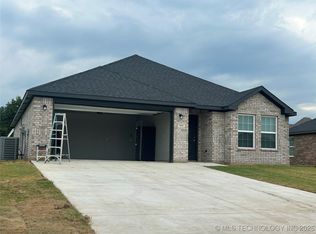 3416 Little John Dr, Durant, OK 74701