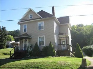 333 Eyth Rd, Butler, PA 16002