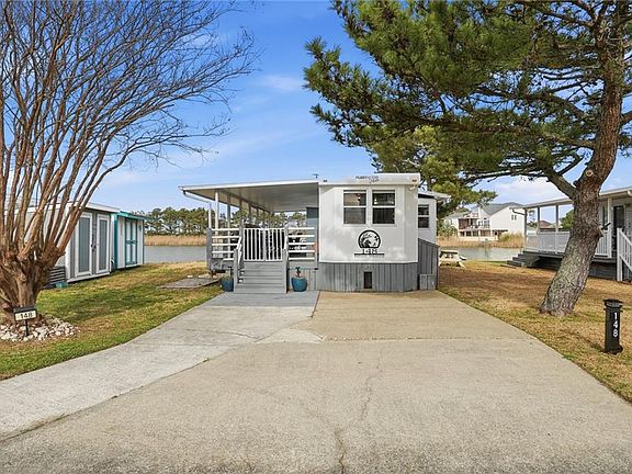 2nd image of 3665 Sandpiper Rd #148