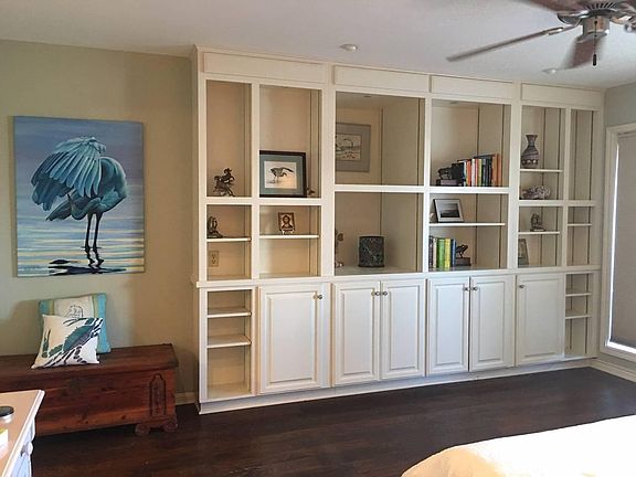 5th image of 4270 Ocean Dr APT 9