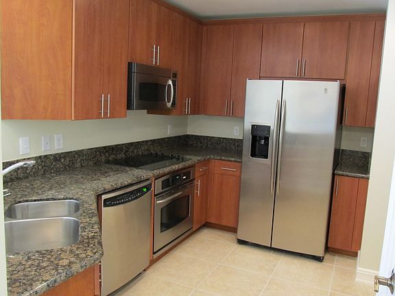 5th image of 16101 Emerald Estates Dr APT 458