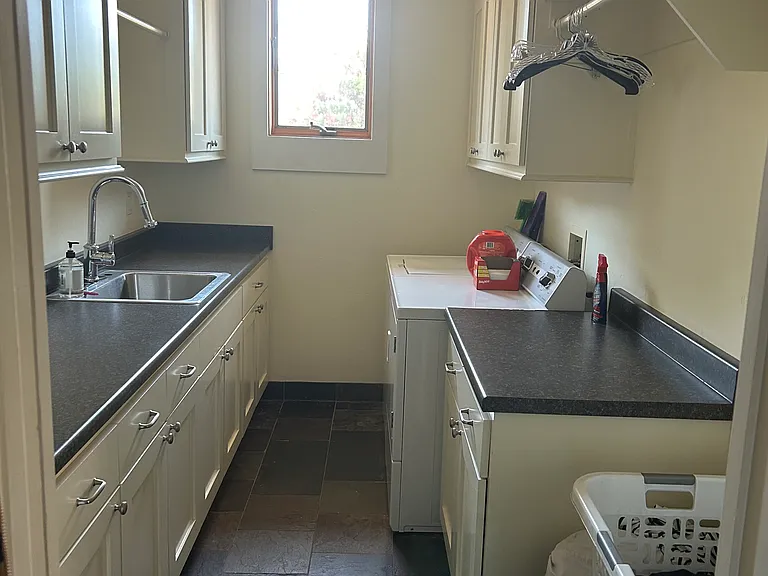 501 Rosebush Ct — Photo 3
