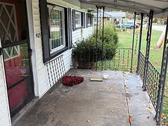 4th image of 405 Gibbs St
